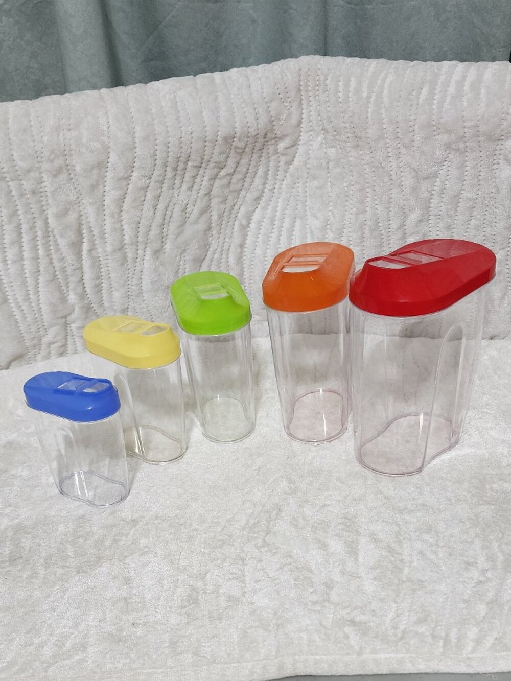 5 Piece Container Set With Easy Pour Lids